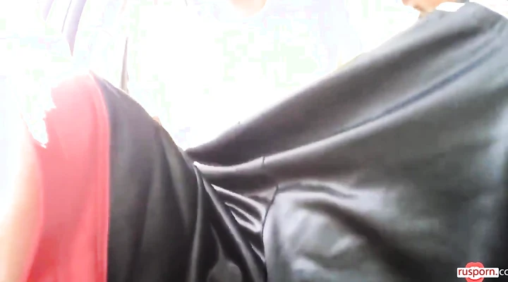 Глубокий минет в машине