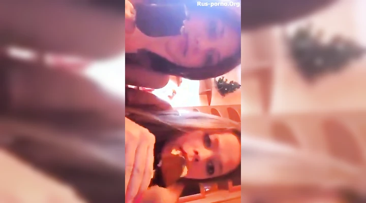 Домашняя съемка двух русских девченок